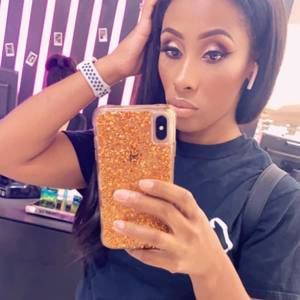 Meet your Posher, Shayla